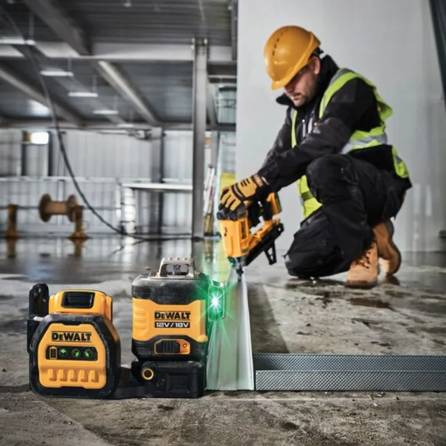 Laser multi-lignes 12V/18V Dewalt XR DCE089D1G18 + batterie XR 2 Ah + chargeur + T-STAK — 1 batterie XR 2Ah · T-STAK — vue 6