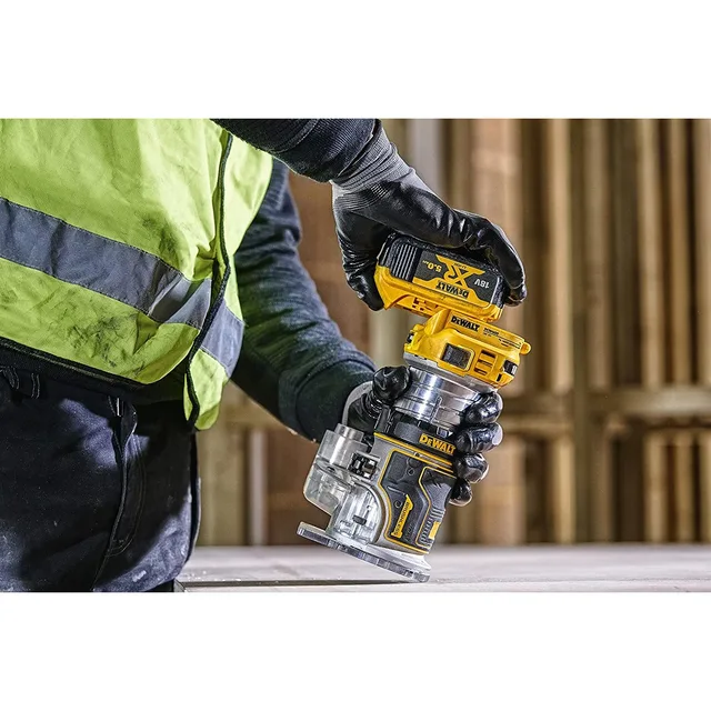 Défonceuse-affleureuse DeWalt DCW604NT XR — Outil nu · TSTAK — vue 6