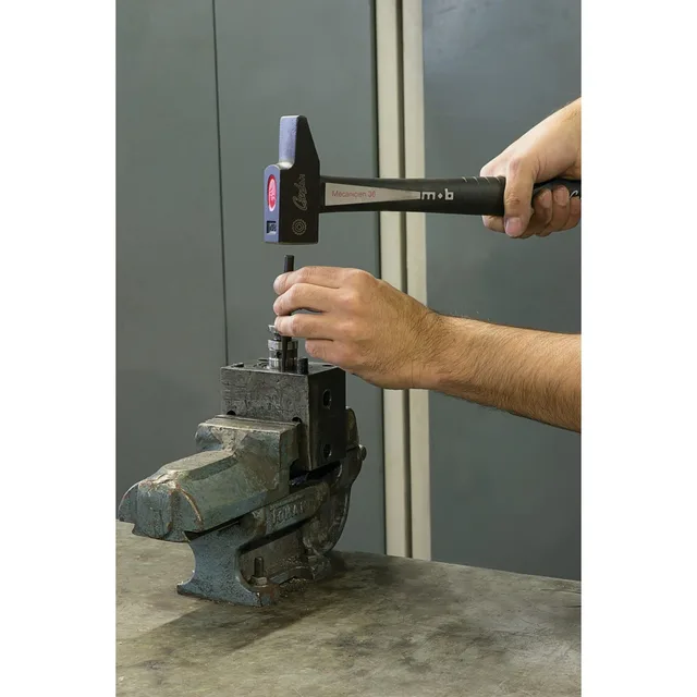 Marteau rivoir de mécanicien Mob manche composite Carbon quadri-matière 330 mm - 0001400701 — Référence 0001400701 — vue 4