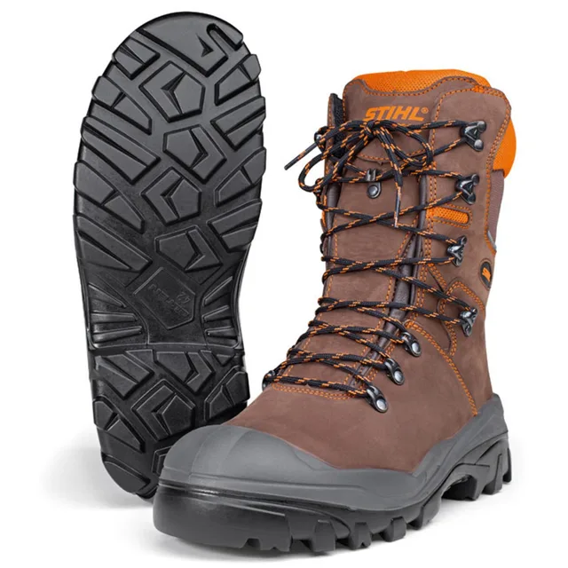 Chaussures haute de sécurité anti-coupures Stihl Dynamic S3 — Référence 0088-532-0142 — vue 1